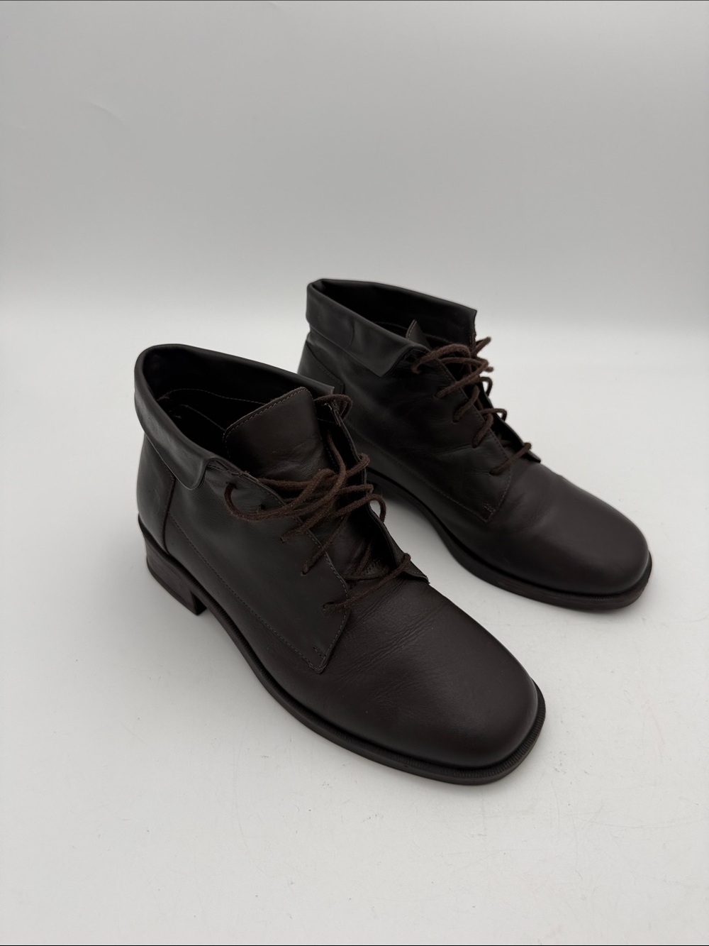 Vintage Geraldine Dark Brown Leather Lace-Up Boots women 8.5 casual Y2K fall